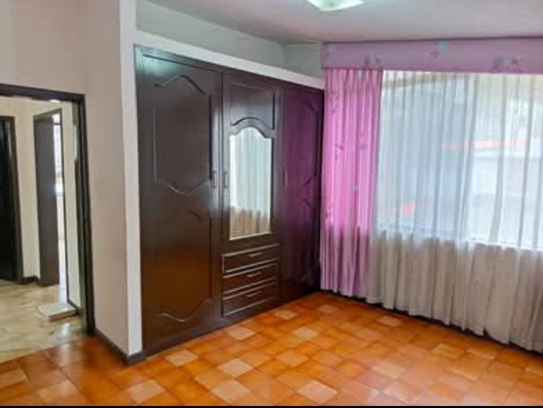 10 Lindo departamento en arriendo en el sector de Guapulo con una excelente vista