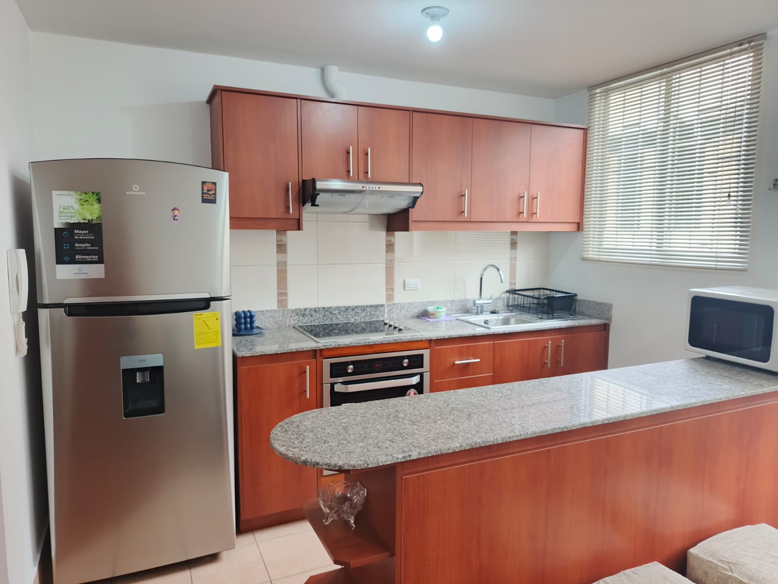 2 Arriendo Suite Amoblada | Edificio Bruselas | Sector Rumipamba