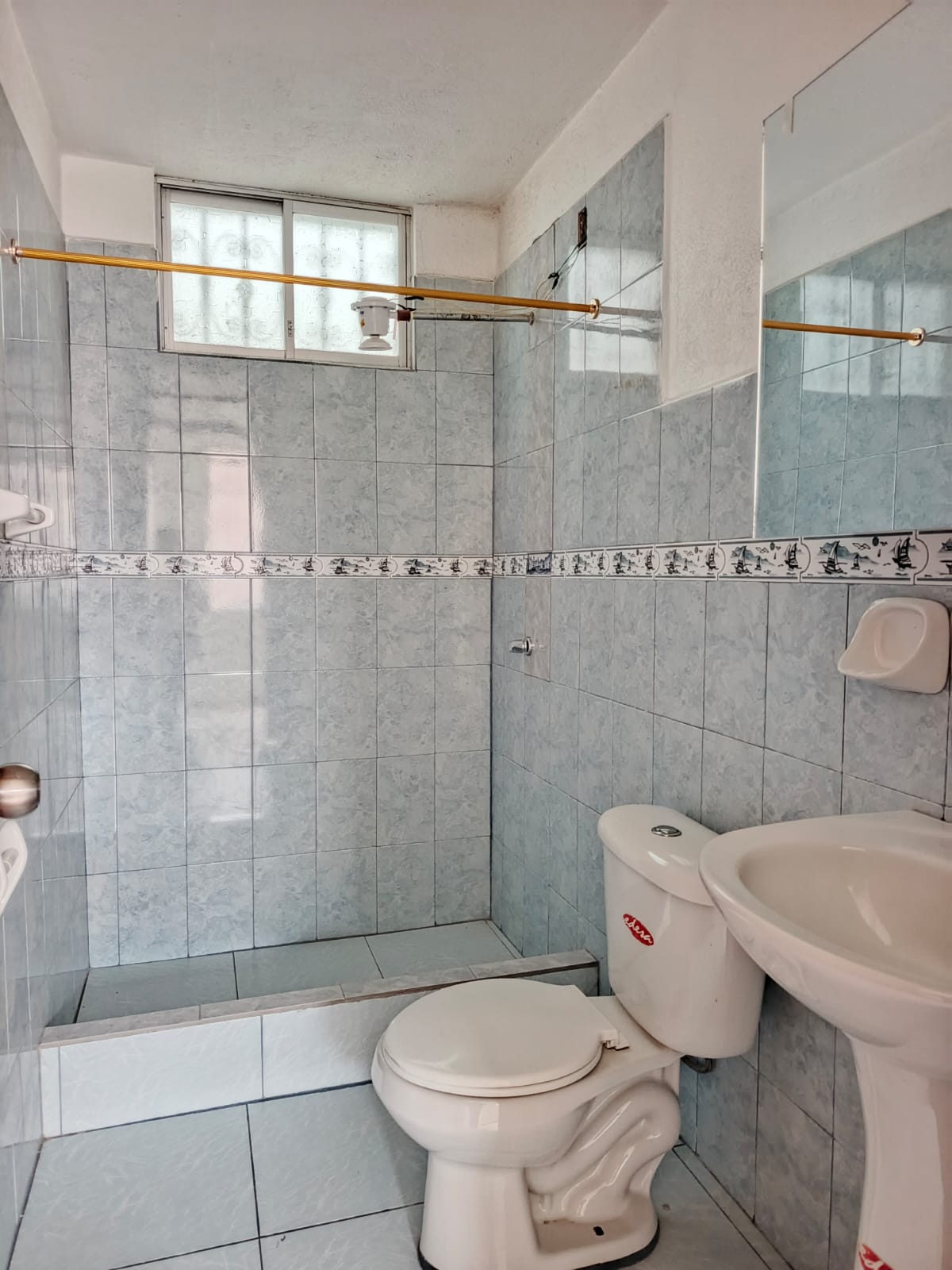 9 Departamento en planta baja en renta – Sector Marianas, Calderón