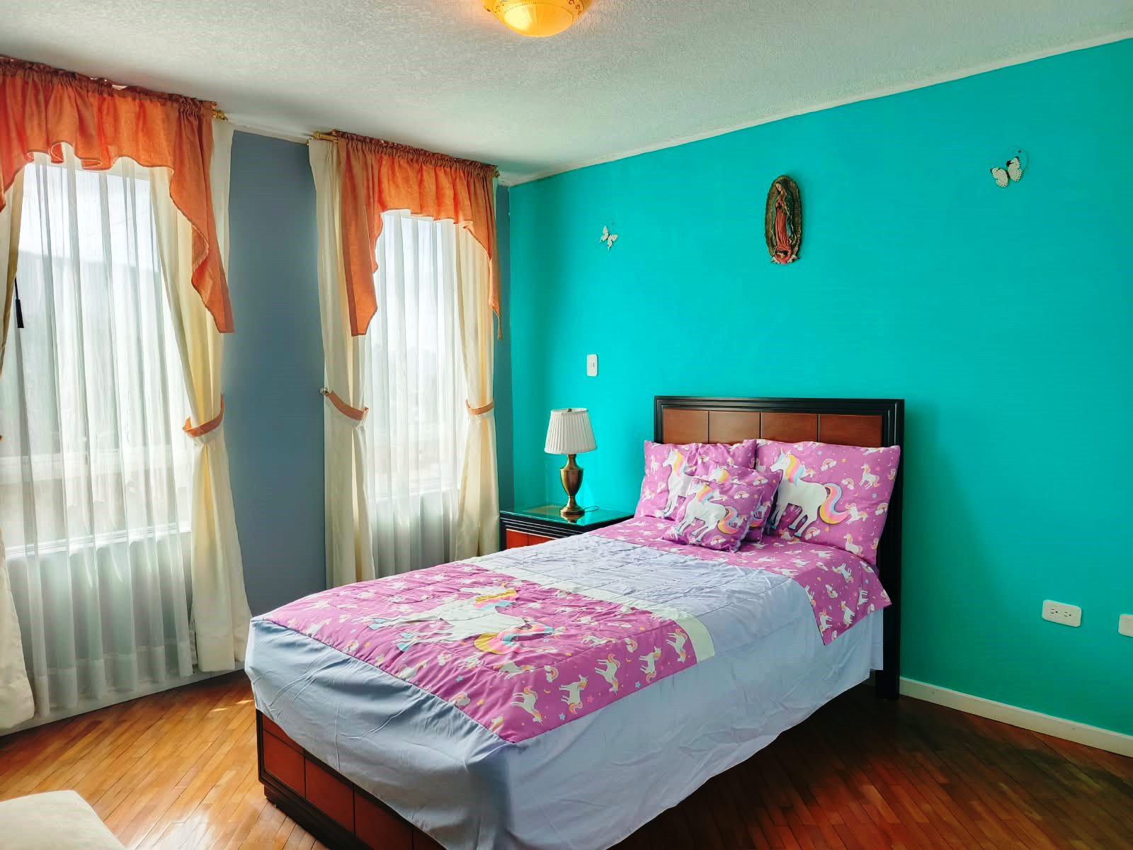 CASA EN VENTA CARCELEN URBANIZACIÓN URABÁ 1 – CONJUNTO PRIVADO | 3 PLANTAS + SUITE | 202 m²